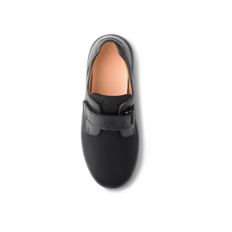 The Dr. Comfort Annie in black from above, showing the width of the toe box and the seam-free lining